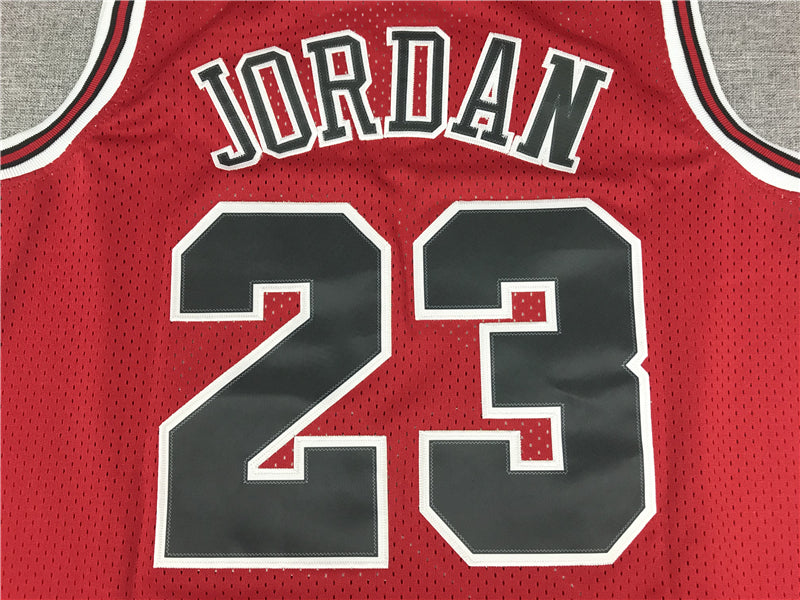 Men's Chicago Bulls Michael Jordan 1996-97 Hardwood Classics Swingman Jersey1