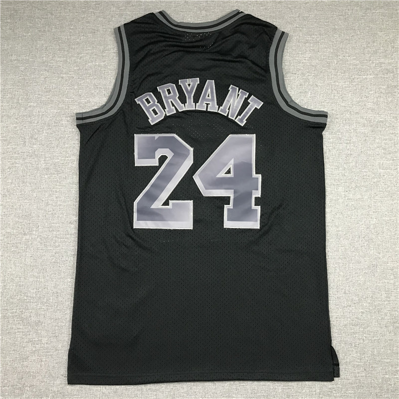 Men's Los Angeles Lakers Kobe Bryant Black Hardwood Classics Swingman Jersey1