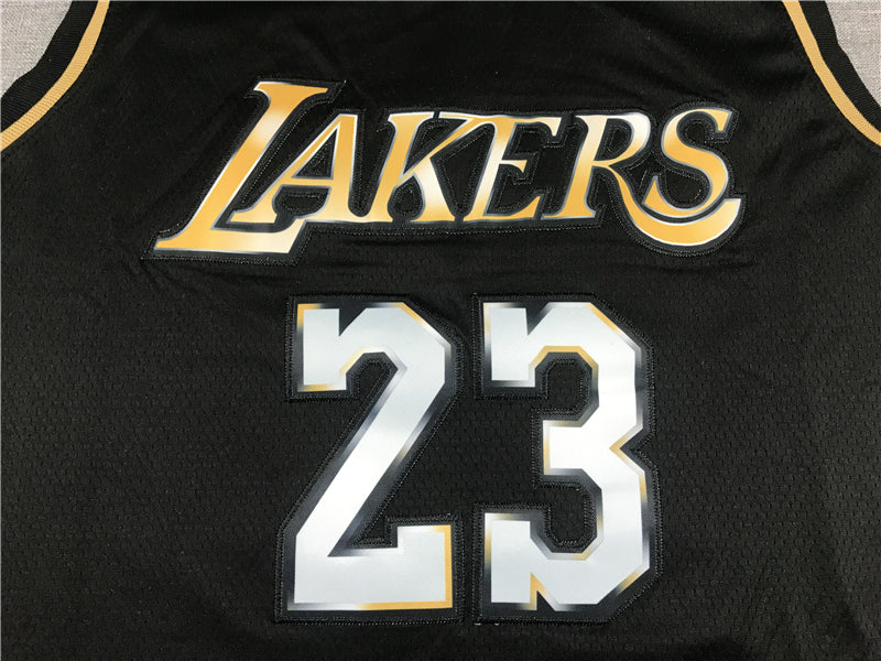 Men's Los Angeles Lakers LeBron James #23 Black Swingman Player Jersey1