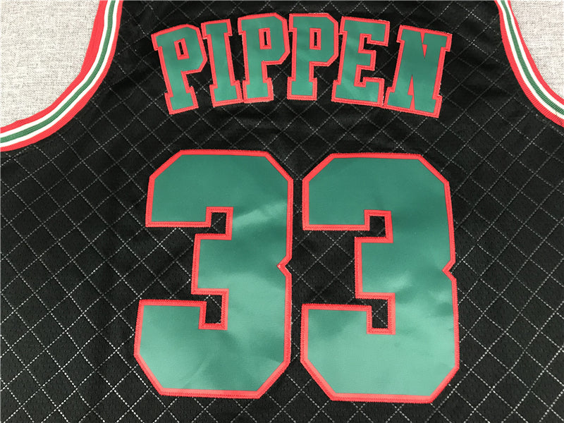 Men's Chicago Bulls Scottie Pippen 1997-98 Hardwood Classics Swingman Jersey1