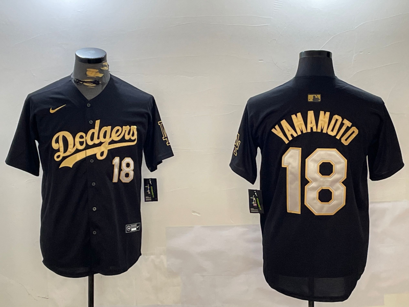 Men's Los Angeles Dodgers Yoshinobu Yamamoto #18 Black Game Jersey1