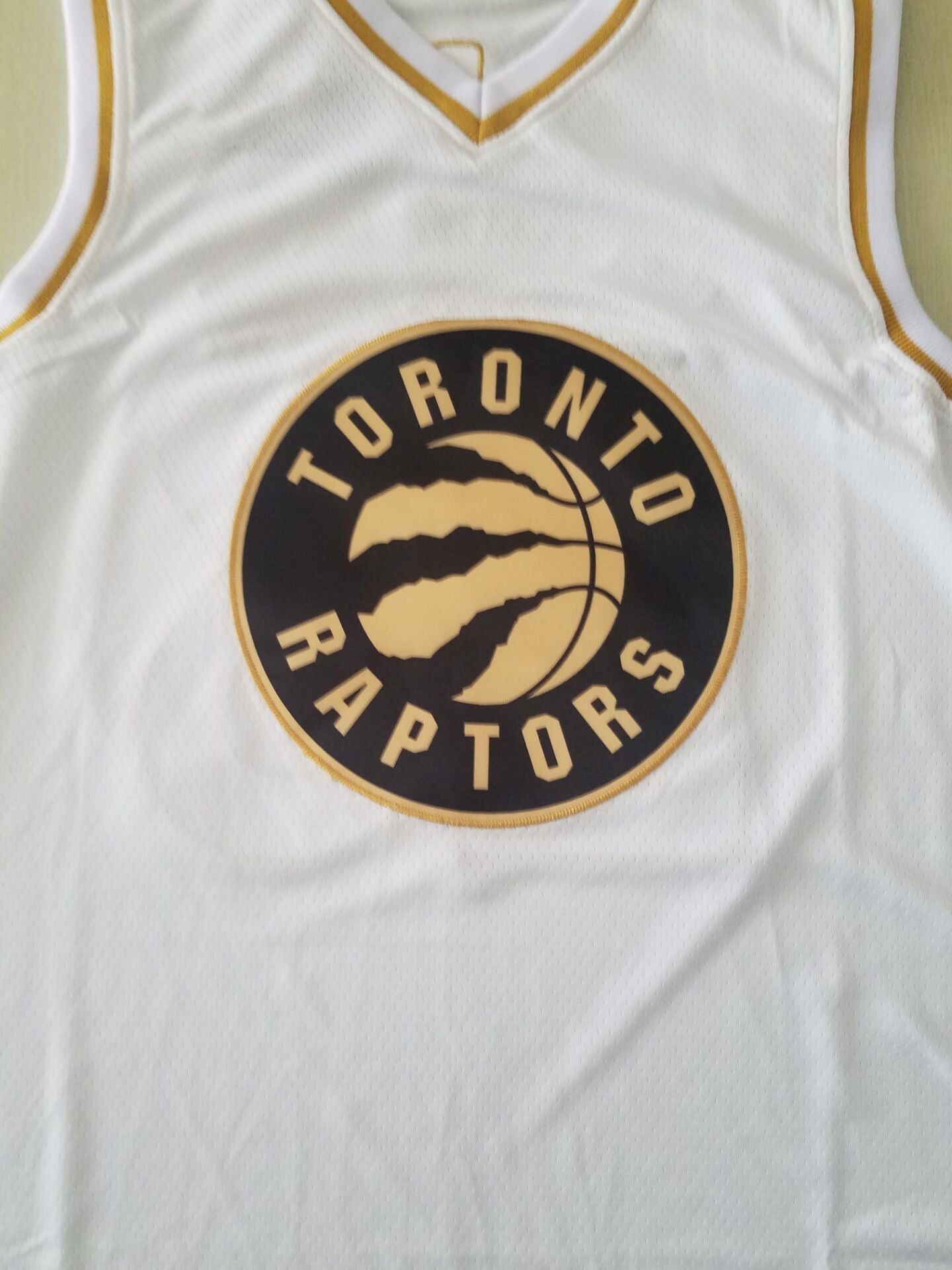 Men's Toronto Raptors Kyle Lowry White Swingman Player Jersey1