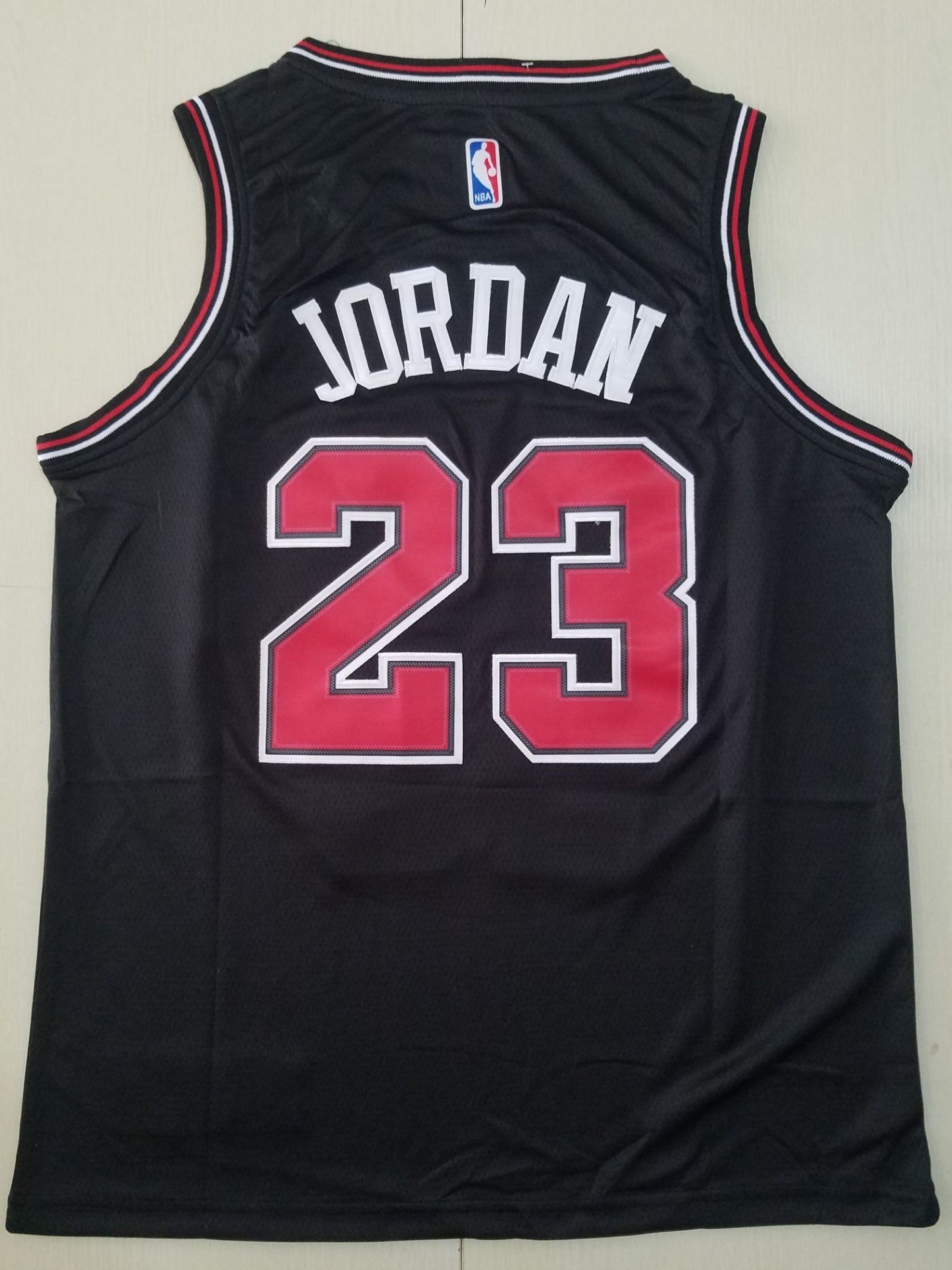 Men's Chicago Bulls Michael Jordan #23 Black Fast Break Replica Player Jersey1