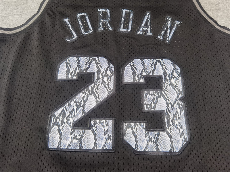 Men's Chicago Bulls Michael Jordan #23 Black 1997/98 Hardwood Classics Authentic Jersey1