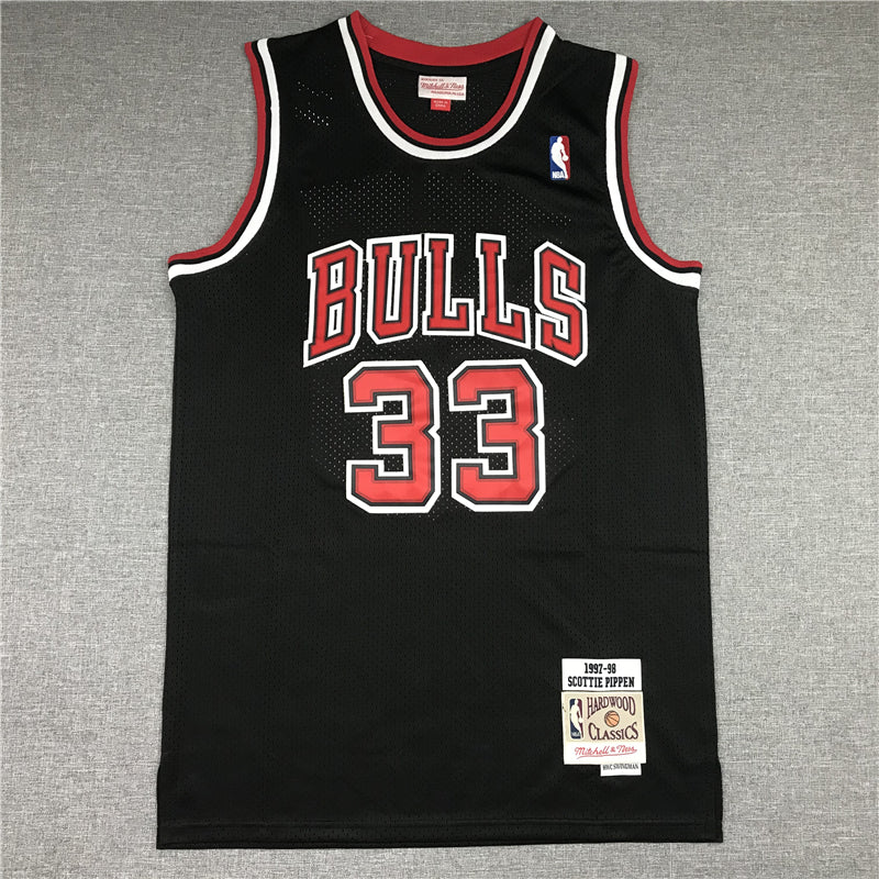 Men's Chicago Bulls Scottie Pippen 1997-98 Black Hardwood Classics Swingman Jersey1