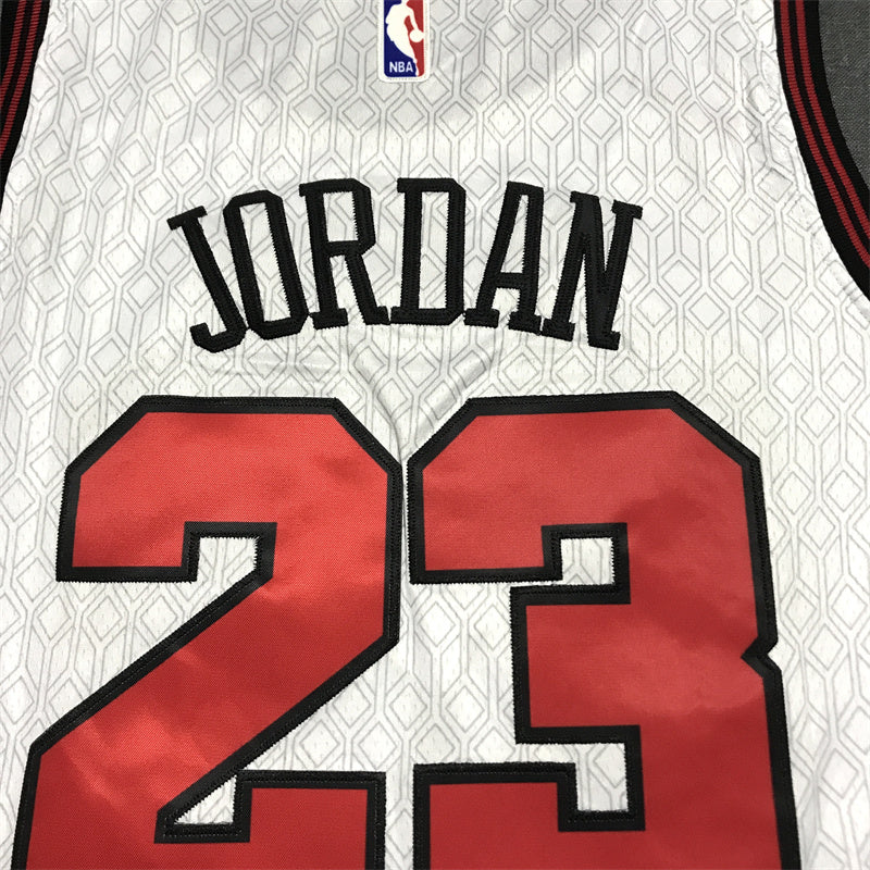 Men's Chicago Bulls Michael Jordan #23 White 2022/23 Swingman Jersey1 - City Edition