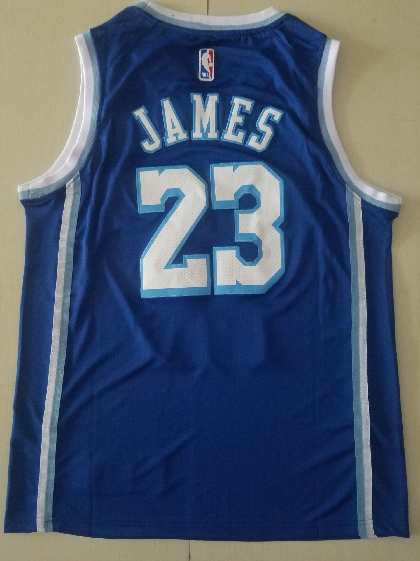 Men's Los Angeles Lakers LeBron James #23 NBA Blue Swingman Jersey1