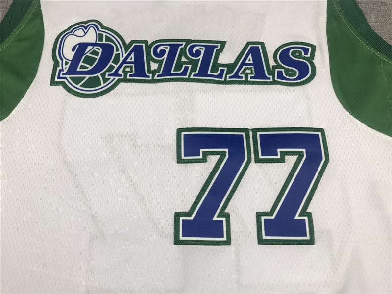 Men's Dallas Mavericks Luka Doncic White 2021/22 Swingman Jersey1 - City Edition