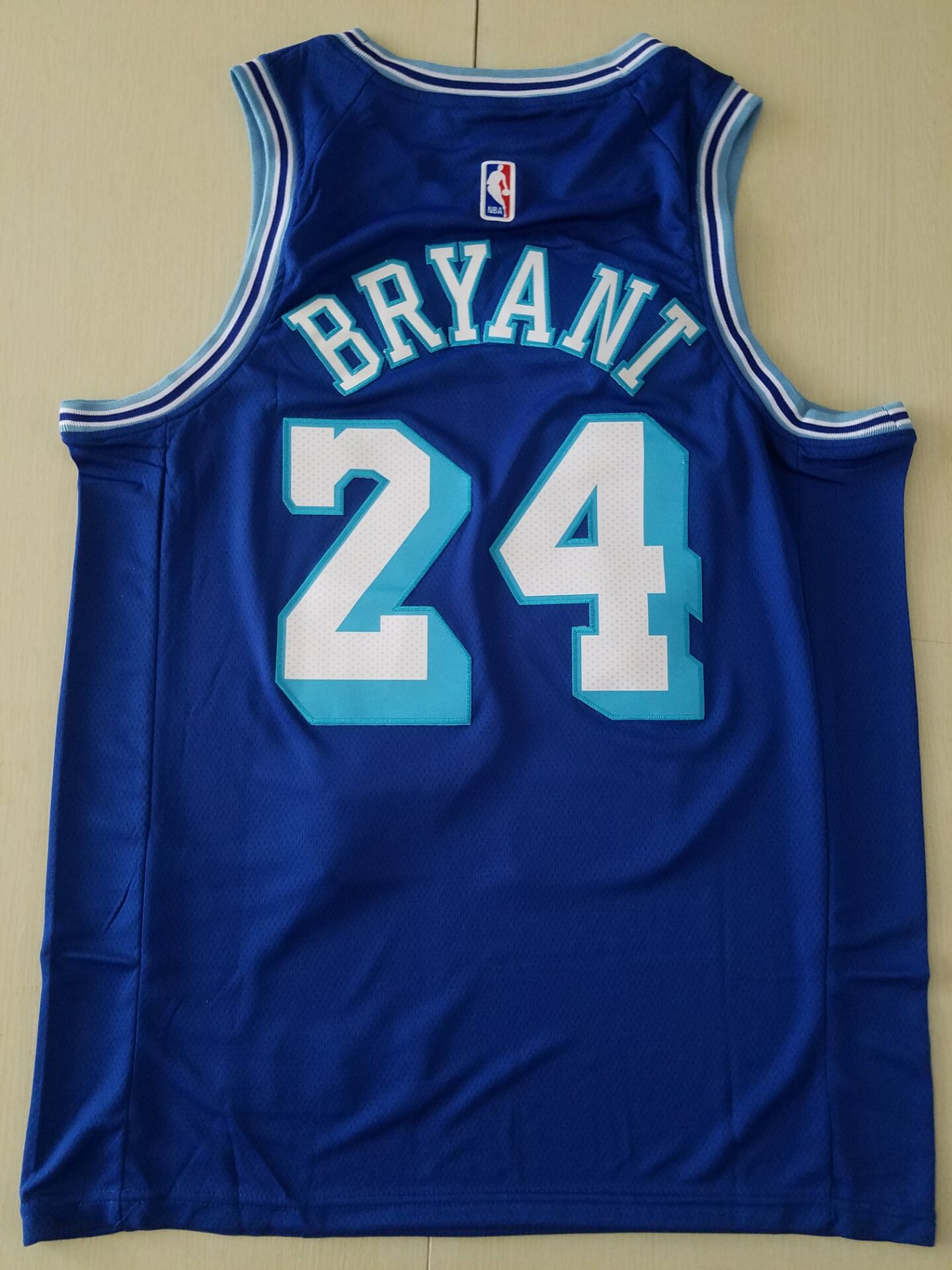 Men's Los Angeles Lakers Kobe Bryant #24 Royal Swingman Jersey1