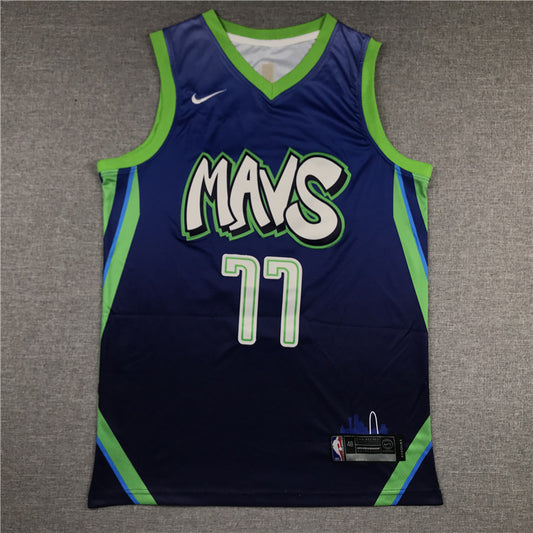 Men's Dallas Mavericks Luka Doncic #77 Blue Replica Jersey1