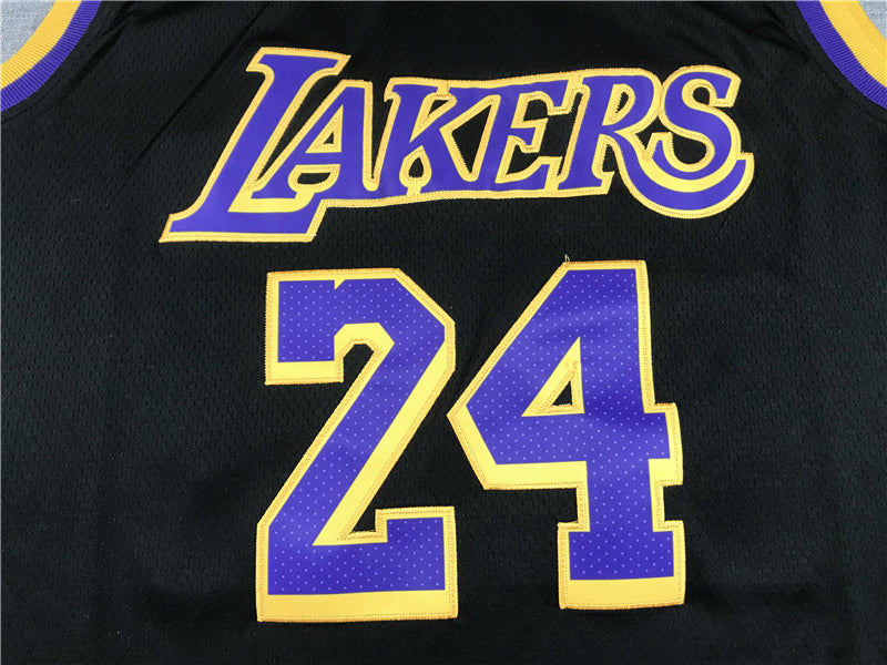 Men's Los Angeles Lakers Kobe Bryant #24 Black 2020/21 Swingman Player Jersey1