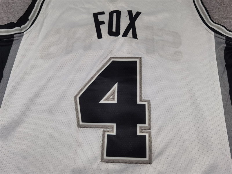 Men's San Antonio Spurs De'Aaron Fox #4 White Swingman Jersey1 - Association Edition