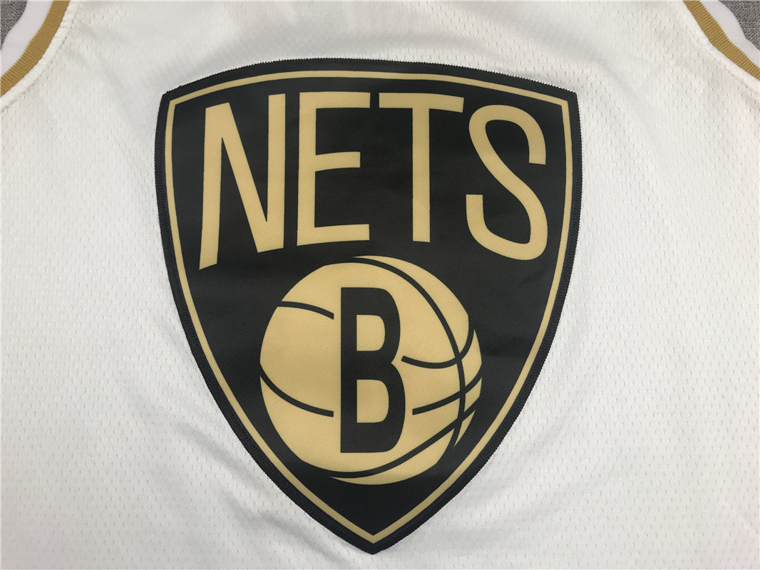 Men's Brooklyn Nets Kyrie Irving #11 White Swingman Player Jersey1