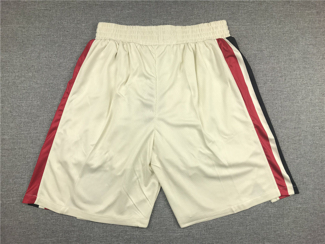 Men's Portland Trail Blazers White Pocket Shorts1