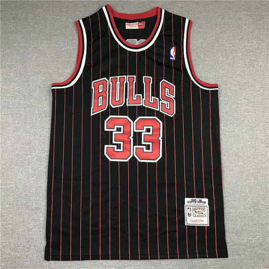 Men's Chicago Bulls Scottie Pippen 1995-96 Hardwood Classics Swingman Jersey1