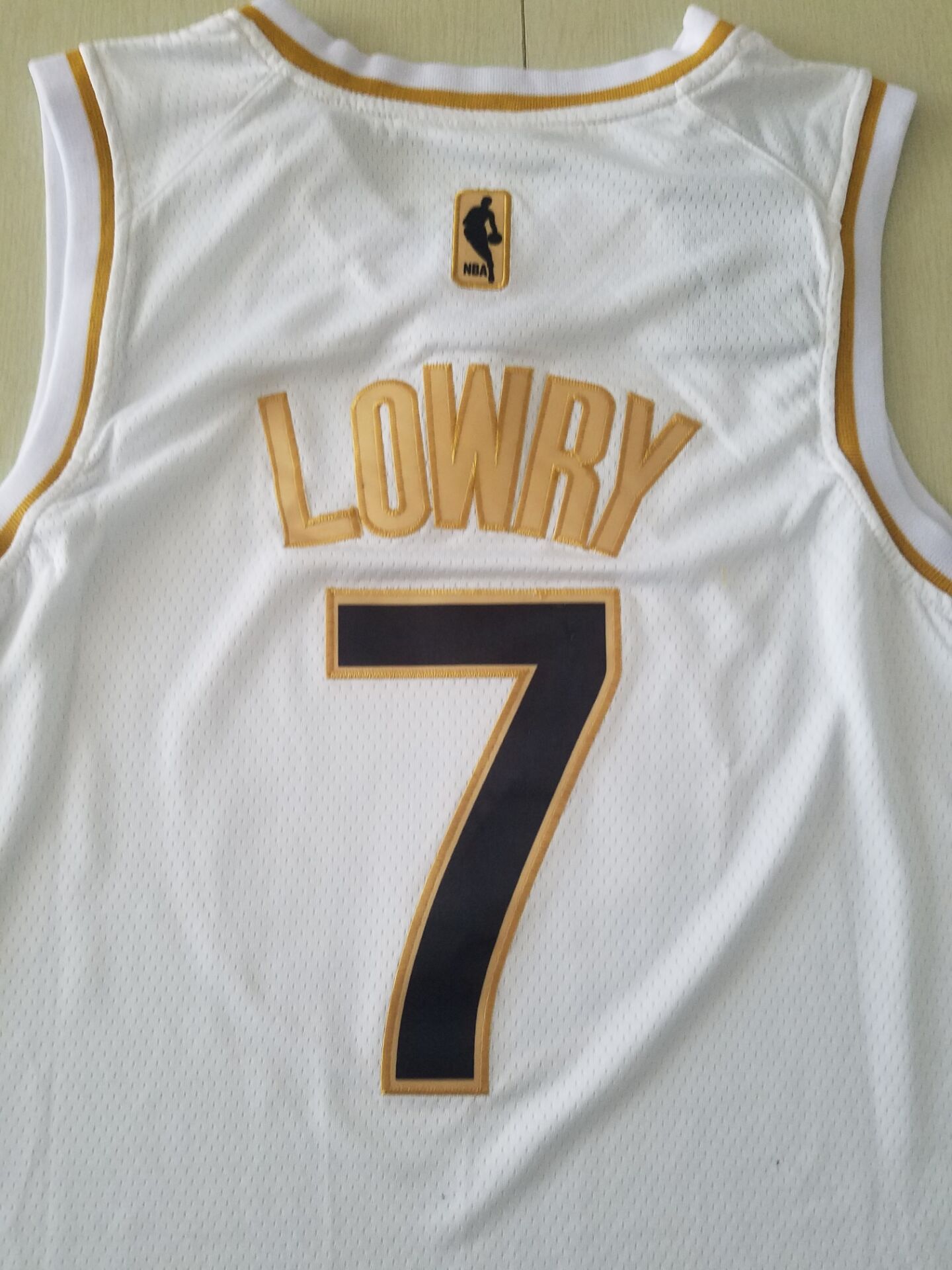 Men's Toronto Raptors Kyle Lowry White Swingman Player Jersey1