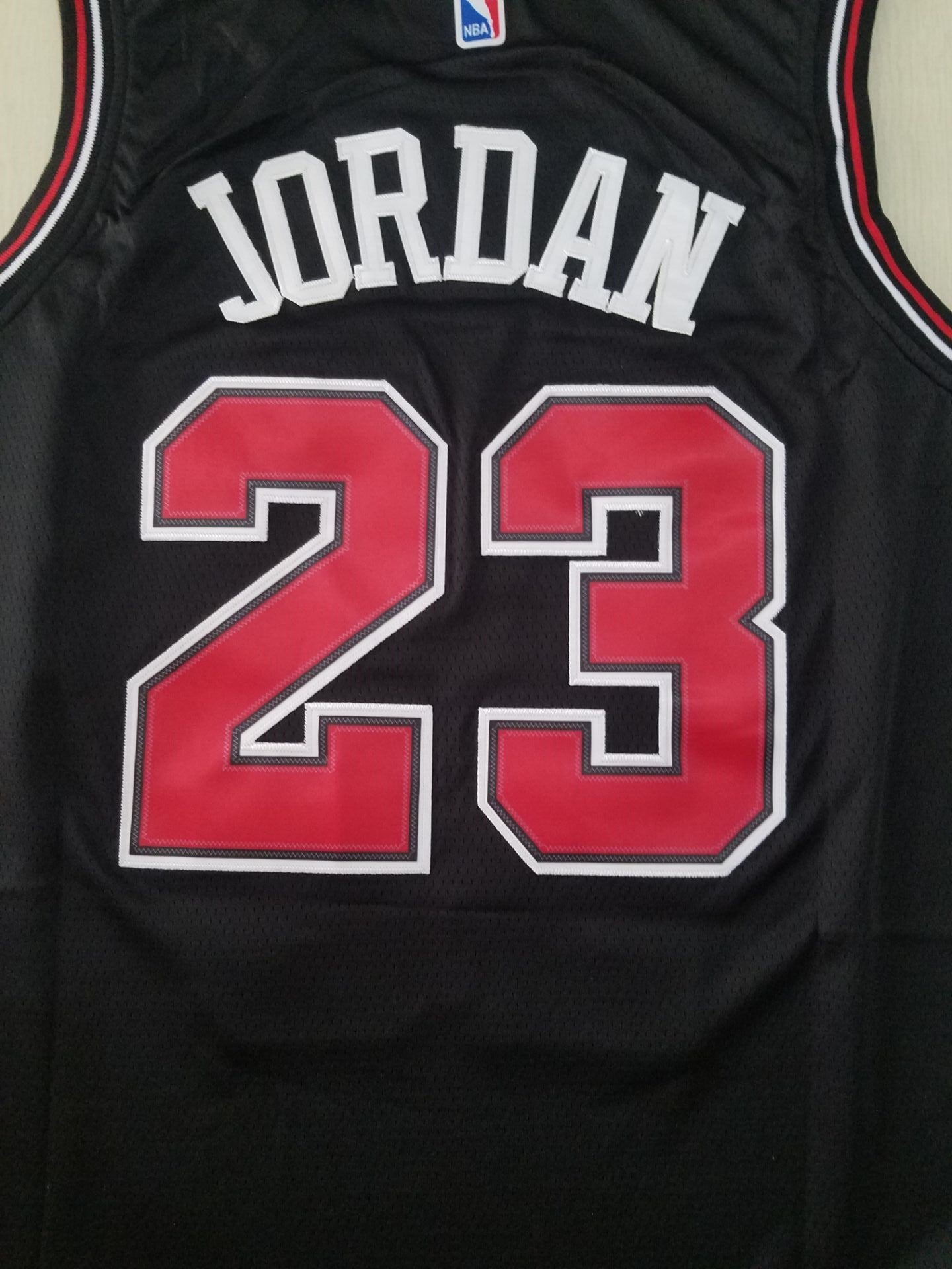 Men's Chicago Bulls Michael Jordan #23 Black Fast Break Replica Player Jersey1