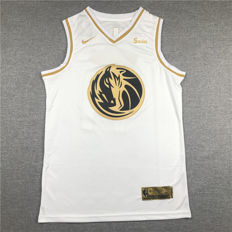 Men's Dallas Mavericks Luka Doncic #77 White Replica Jersey1