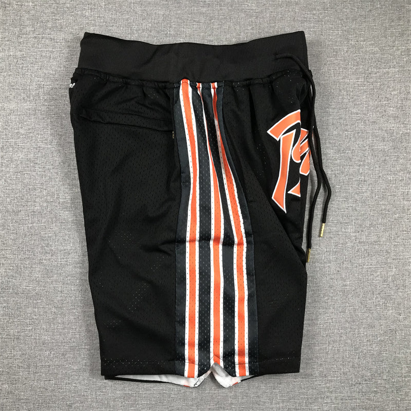 Men's Chicago Bears Black Pocket Shorts1