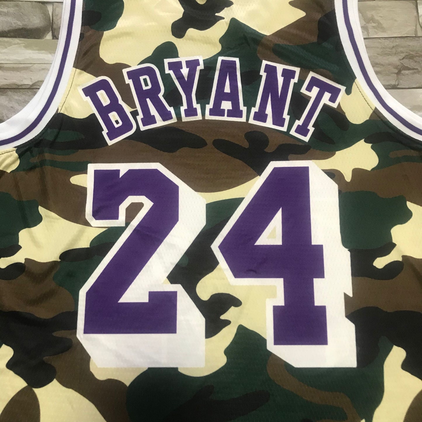 Men's Los Angeles Lakers Kobe Bryant Hardwood Classics Swingman Player Jersey1