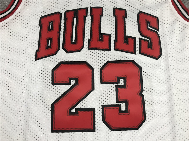 Men's Chicago Bulls Michael Jordan 1995-96 Hardwood Classics Swingman Jersey1