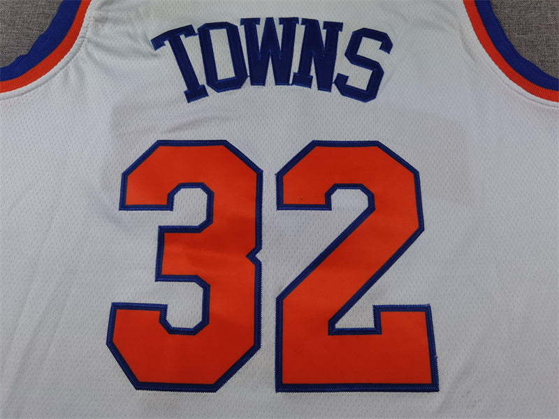 Men's New York Knicks Karl-Anthony Towns #32 White Game Jersey - Association Edition