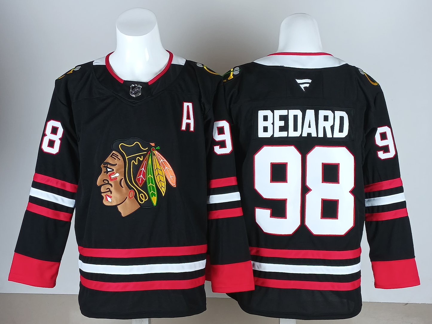 Men's Chicago Blackhawks Connor Bedard #98 Black Premium Jersey