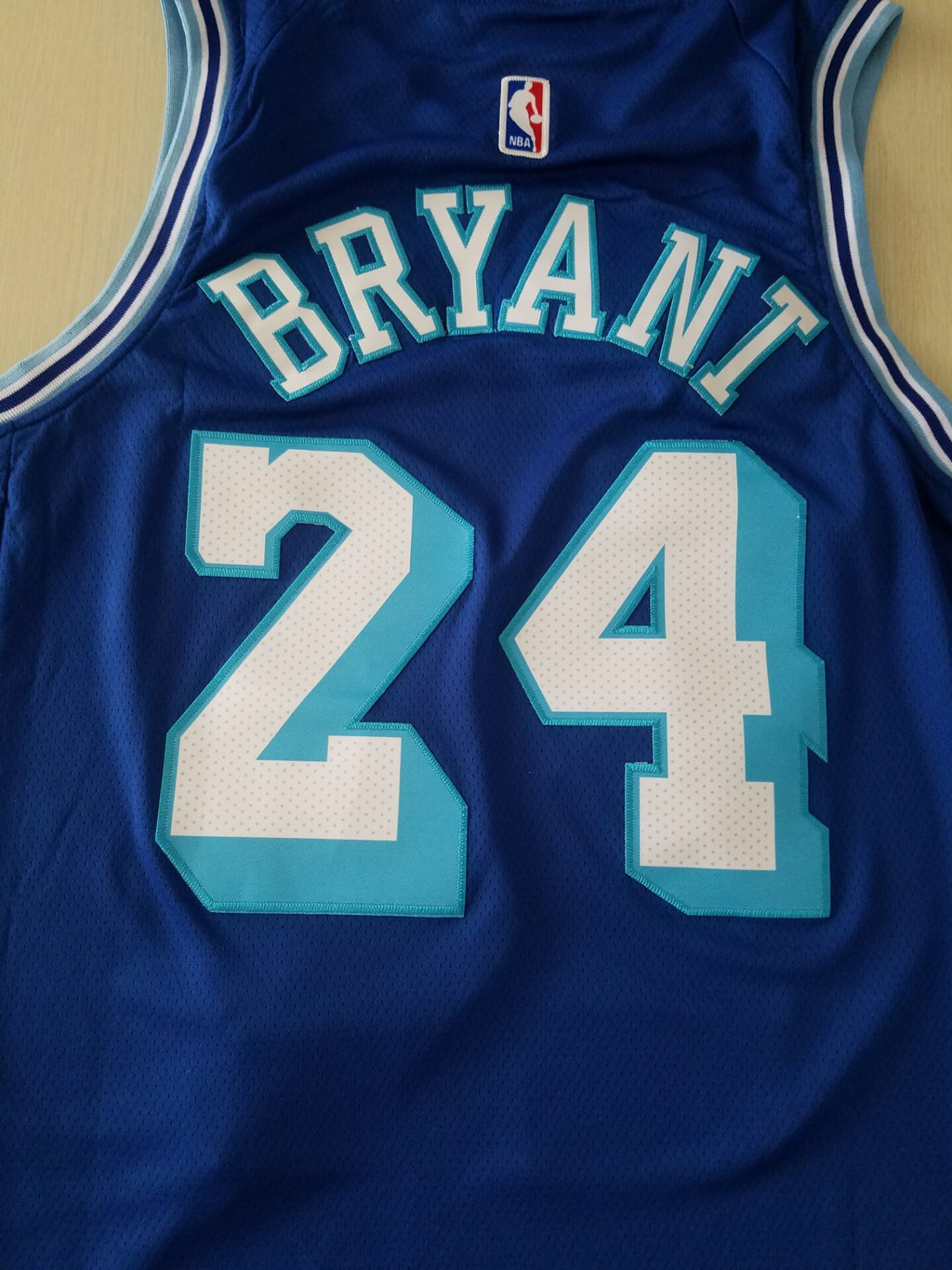 Men's Los Angeles Lakers Kobe Bryant #24 Royal Swingman Jersey1