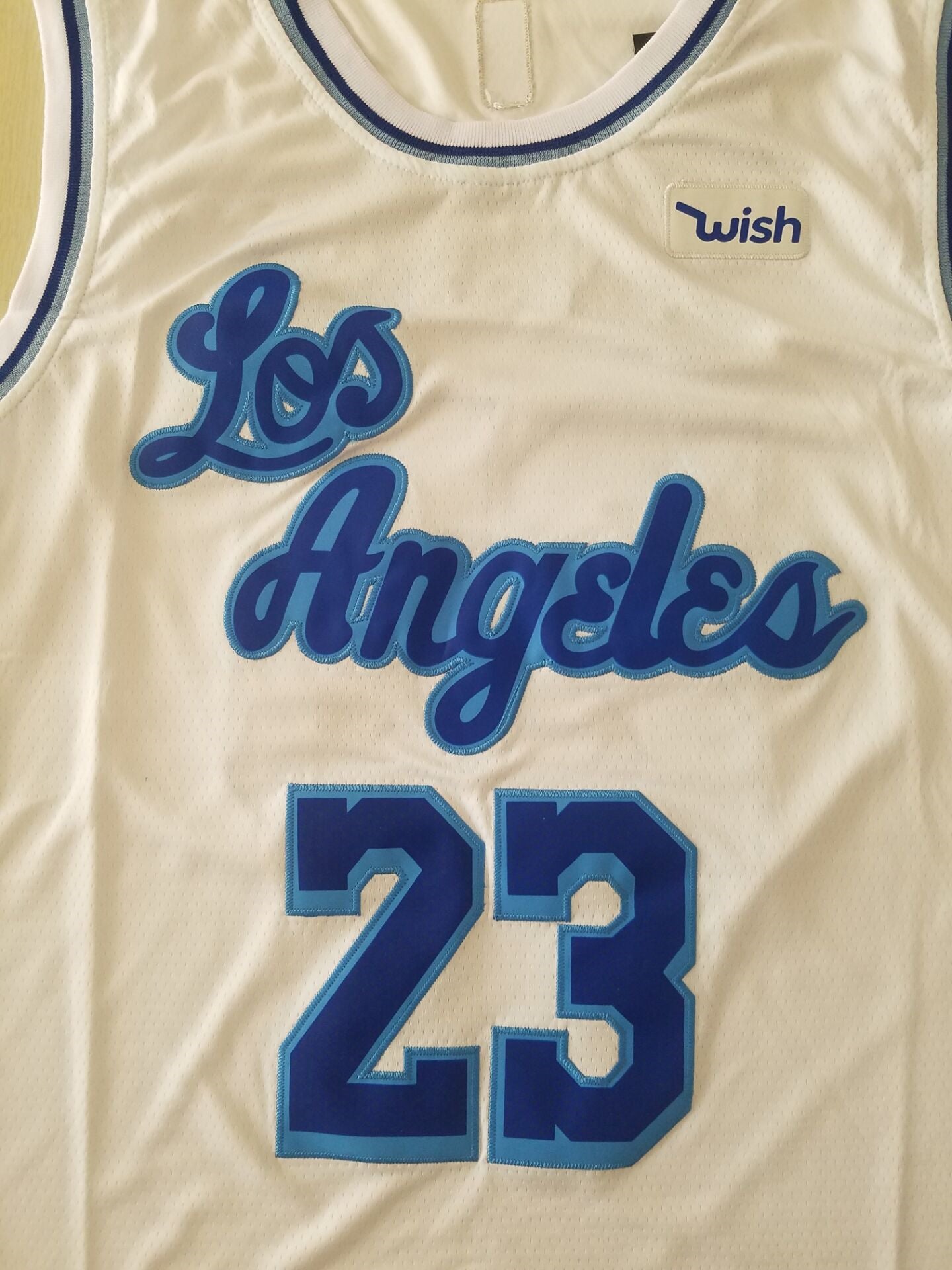 Men's Los Angeles Lakers LeBron James #23 White Swingman Player Jersey1