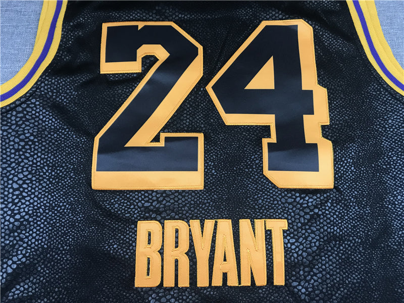 Men's Los Angeles Lakers Kobe Bryant #24 Black Player Jersey1