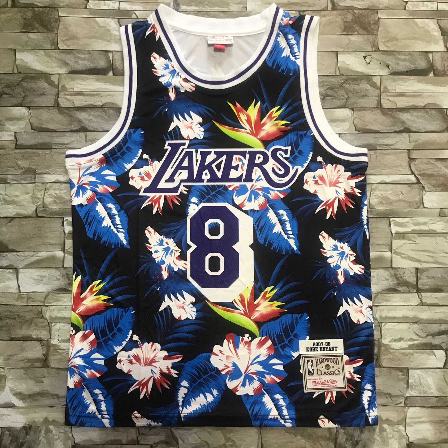 Men's Los Angeles Lakers Kobe Bryant 2007-08 Hardwood Classics Player Jersey1