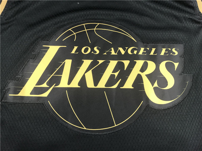 Men's Los Angeles Lakers Kobe Bryant #24 NBA Black Swingman Player Jersey1