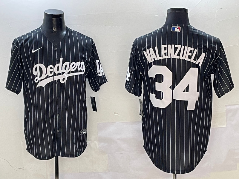 Men's Los Angeles Dodgers Fernando Valenzuela #34 Black Alternate Limited Player Jersey1