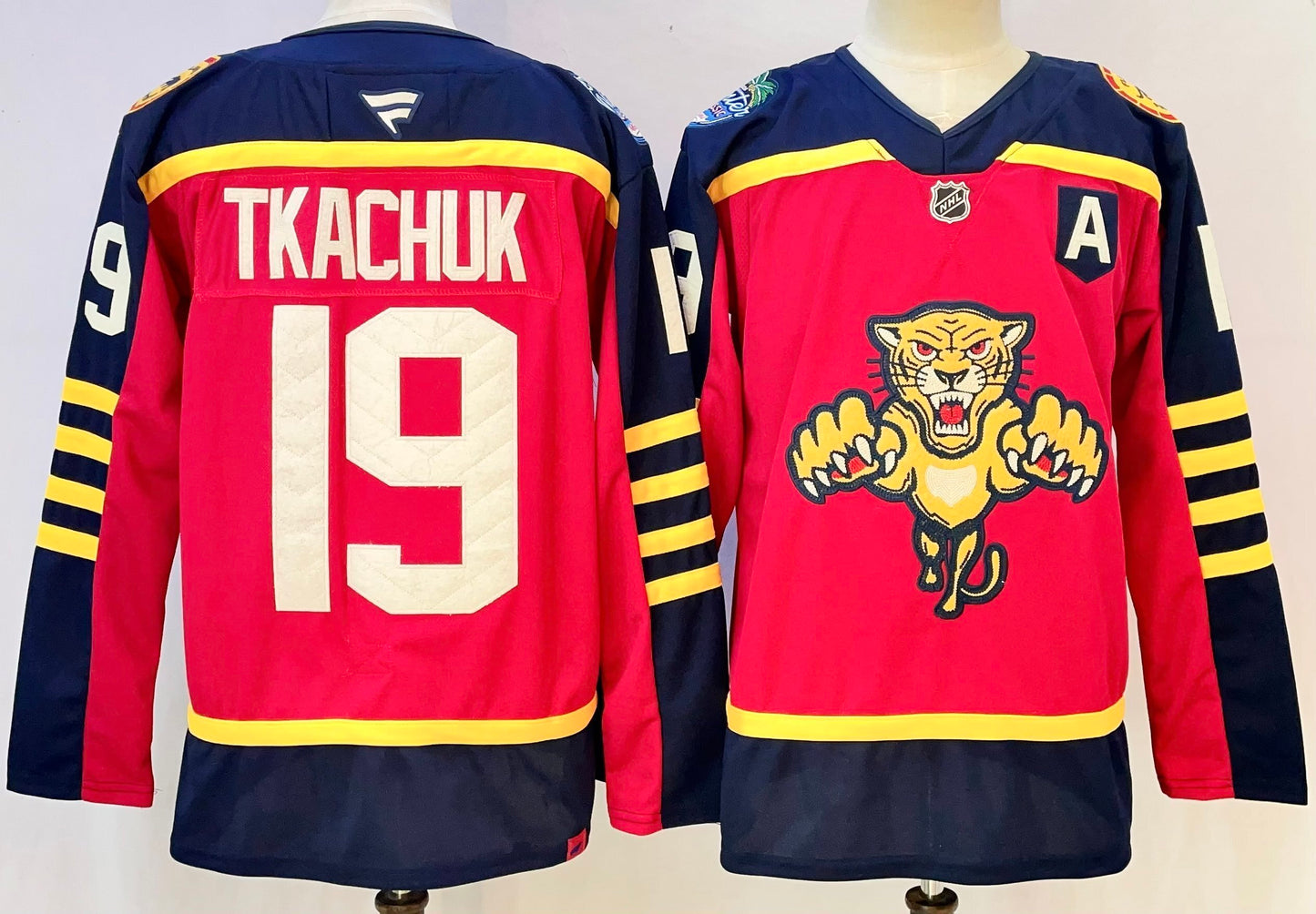 Men's Florida Panthers Matthew Tkachuk #19 Red Breakaway Player Jersey