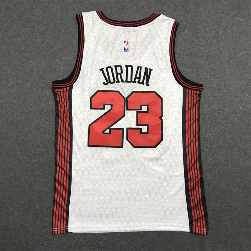 Men's Chicago Bulls Michael Jordan #23 White 2022/23 Swingman Jersey1 - City Edition