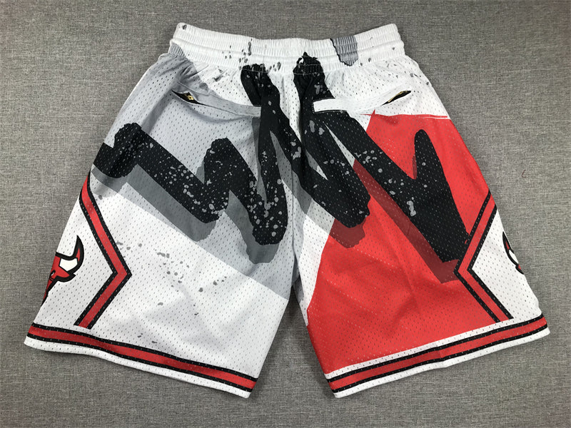 Men's Chicago Bulls White Swingman Pocket Shorts1