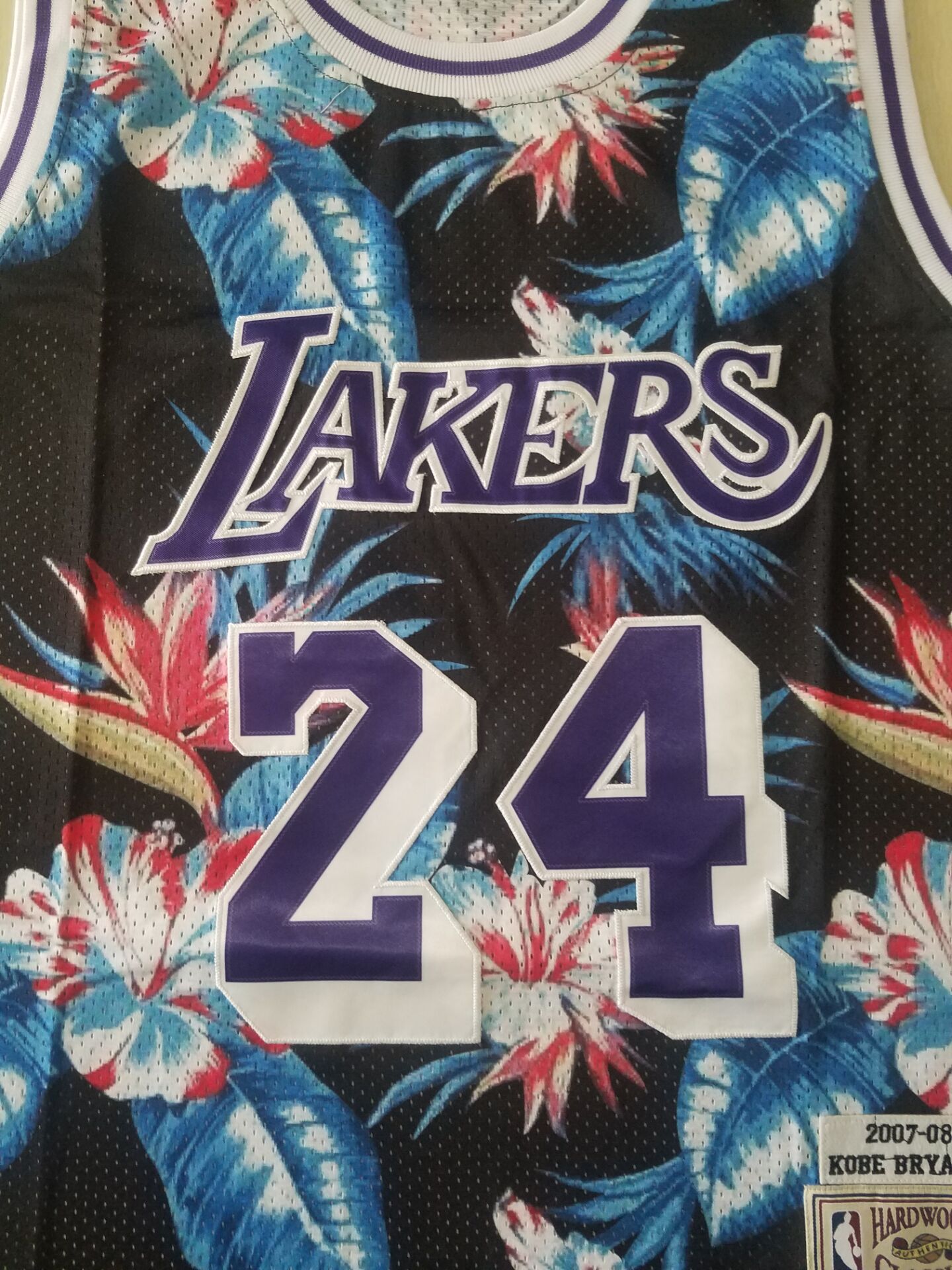 Men's Los Angeles Lakers Kobe Bryant Hardwood Classics Player Jersey1