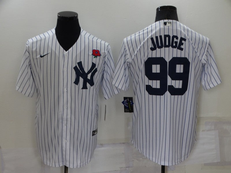 Men's New York Yankees Aaron Judge #99 White Replica Player Jersey1