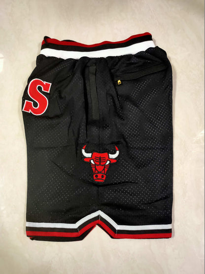 Men's Mitchell & Ness Authentic CHICAGO BULLS 1997-98 Game Shorts1