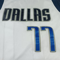 Men's Dallas Mavericks Luka Doncic #77 NBA White Replica Jersey1