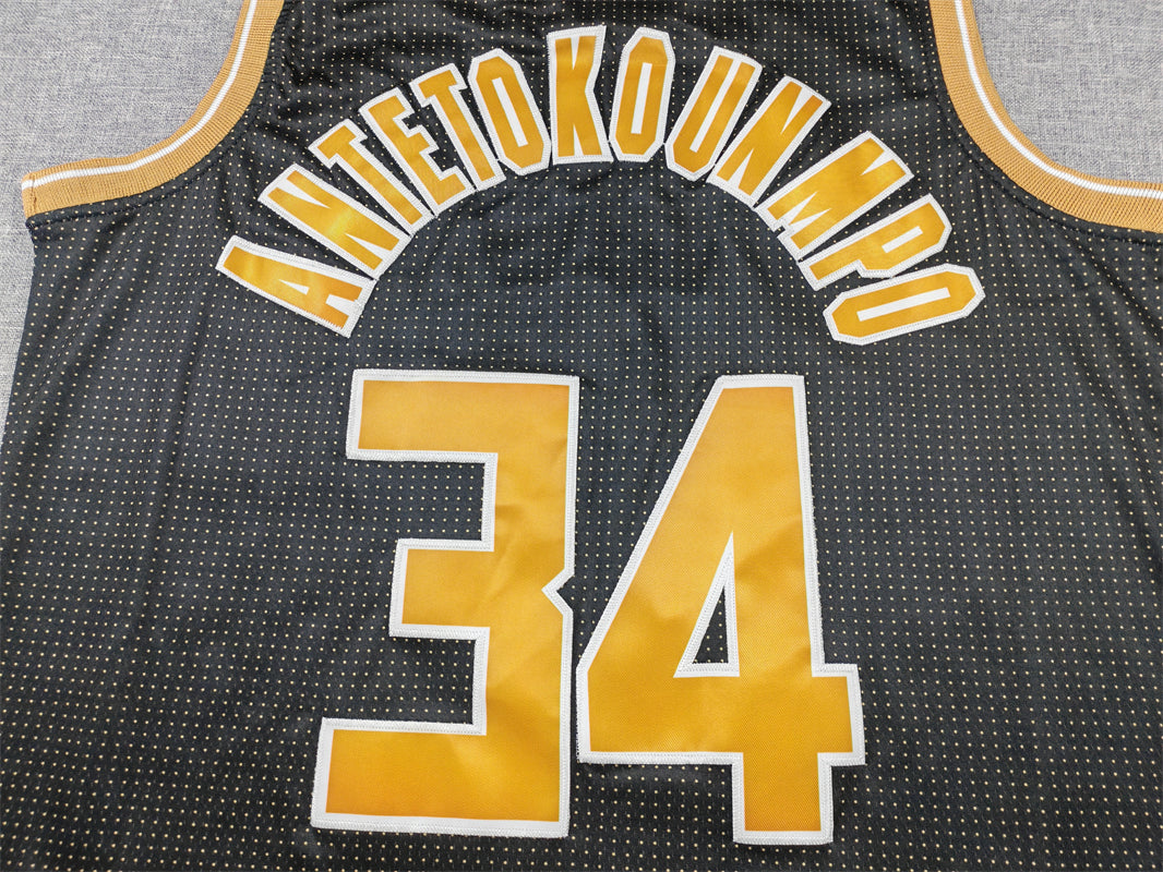 Men's Milwaukee Bucks Giannis Antetokounmpo #34 Black Select Series Swingman Jersey1