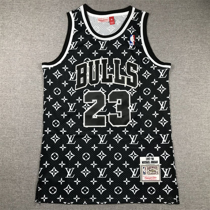 Men's Chicago Bulls Michael Jordan Mitchell & Ness Black 1997-98 Hardwood Classics Authentic Jersey1