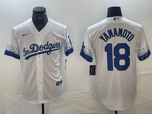 Men's Los Angeles Dodgers Yoshinobu Yamamoto #18 White Replica Player Jersey1