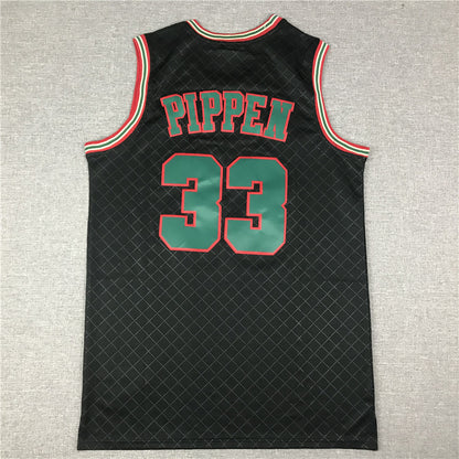 Men's Chicago Bulls Scottie Pippen 1997-98 Hardwood Classics Swingman Jersey1