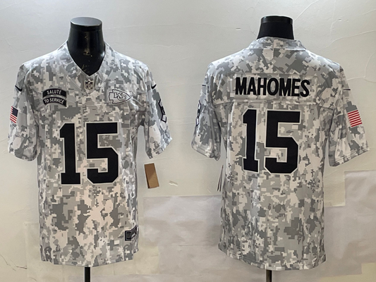 Men's Kansas City Chiefs Patrick Mahomes #15 Arctic Camo 2024 Salute to Service Limited Jersey1