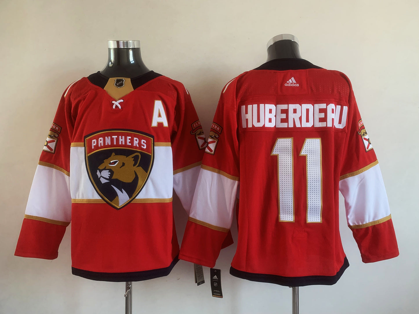 Men's Florida Panthers Jonathan Huberdeau #11 Red Home Breakaway Player Jersey1