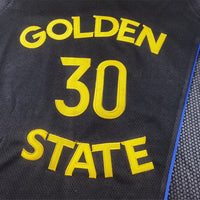 Men's Golden State Warriors Stephen Curry #30 Black 2024/25 Swingman Jersey1 - Statement Edition