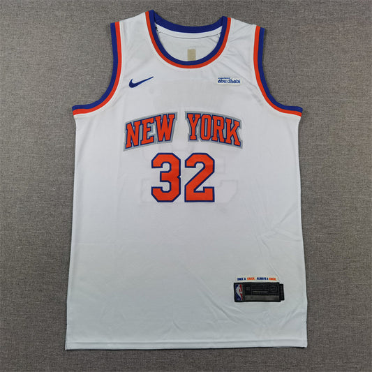 Men's New York Knicks Karl-Anthony Towns #32 White Swingman Jersey1 - Association Edition