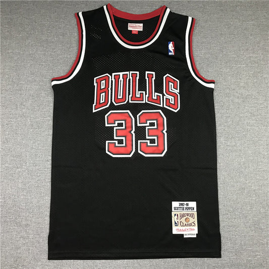 Men's Chicago Bulls Scottie Pippen 1997-98 Black Hardwood Classics Swingman Jersey1