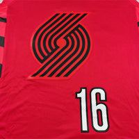 Men's Portland Trail Blazers Yang Hansen #16 Red 2022/23 Swingman Player Jersey - Statement Edition